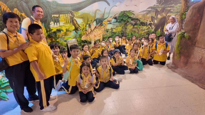โรงเรียนปรีชานุศาสน์